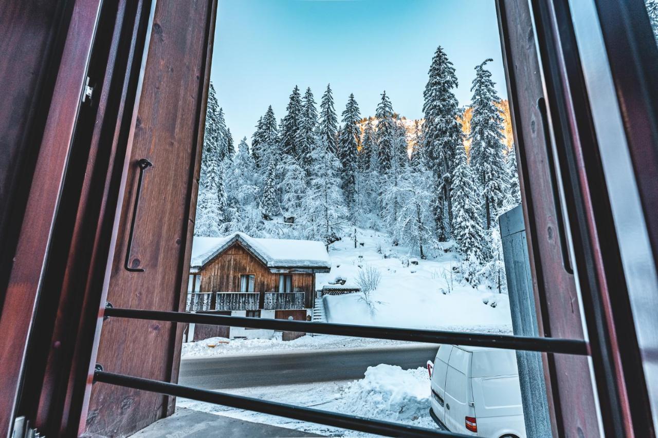 Hotel Du Lac Montriond Bagian luar foto