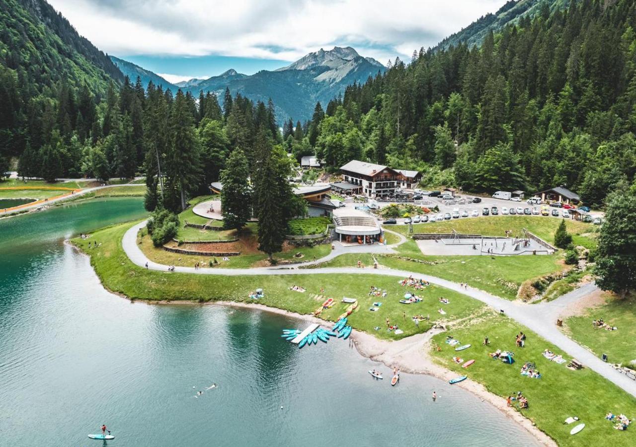 Hotel Du Lac Montriond Bagian luar foto